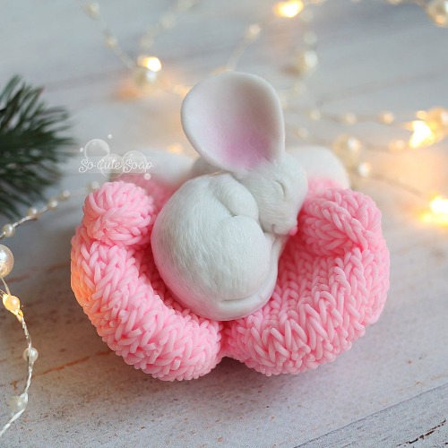 Mouse in a mitten Silicone mold Soap Molds Polymer Clay Moulds Cake Decorating Tools Resin