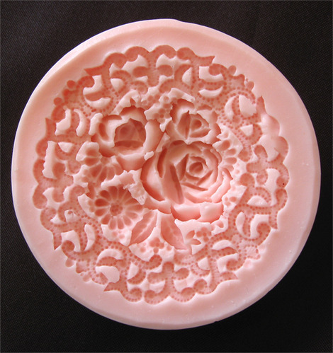 Circle of Flowers Large Mold