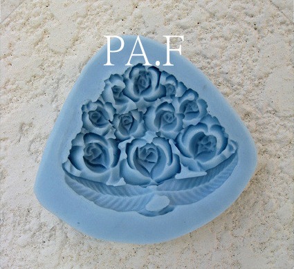 POINT  Roses on Roses Mold 