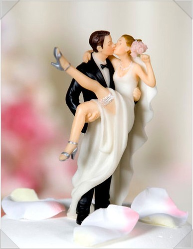 3D CAKE TOPPER MOLD Over the Threshold&quot; Cake Topper Figurine